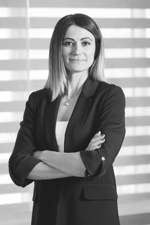 Özge Bora